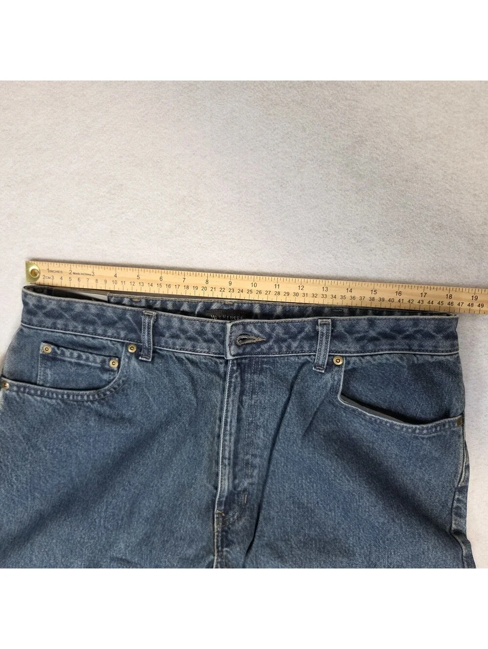 VTG Van Heusen Jeans Men's 36x32 Blue Cotton Denim Straight Leg Workwear Travel